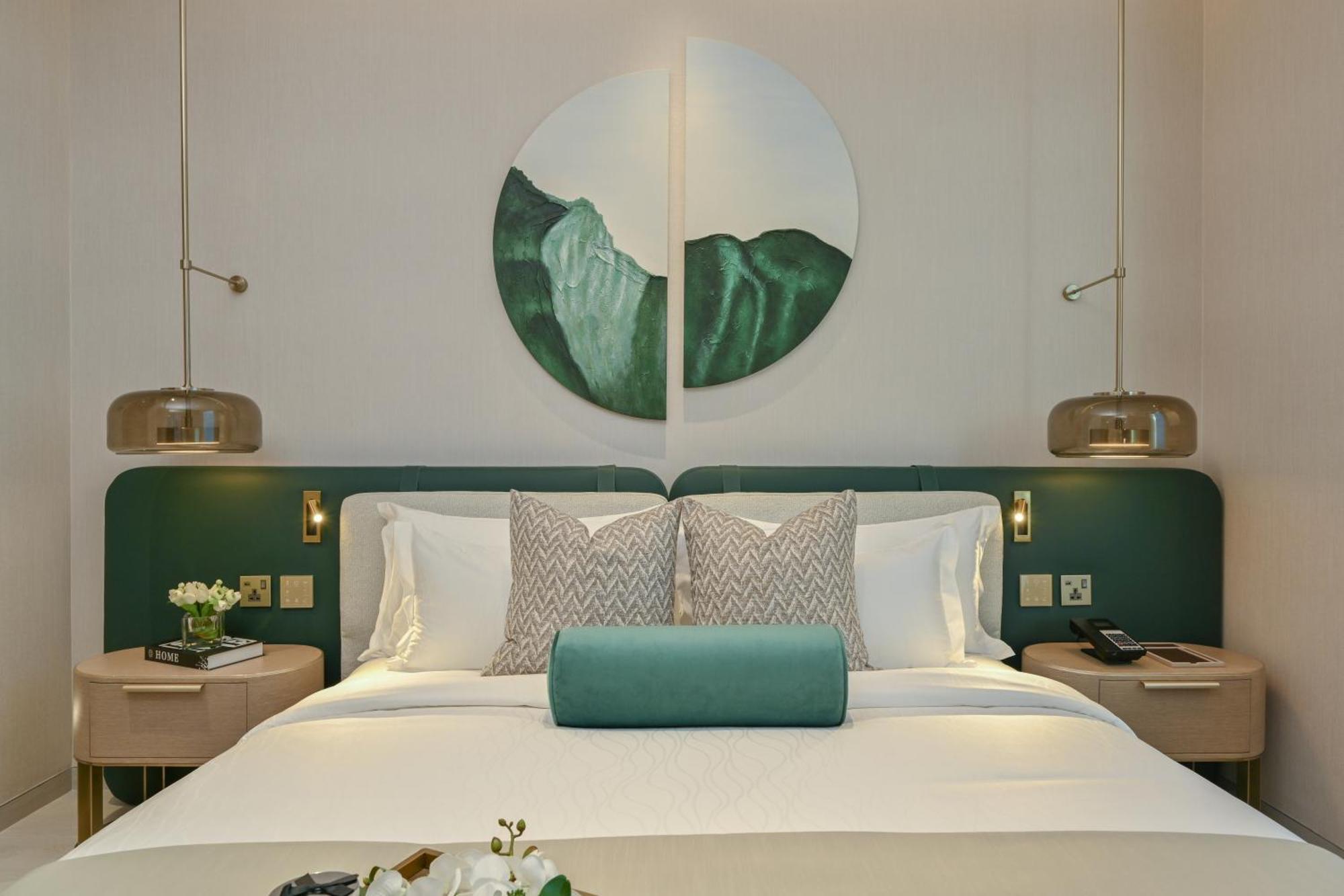 Onyx Rotana Hotel Manama Exterior photo Deluxe Room