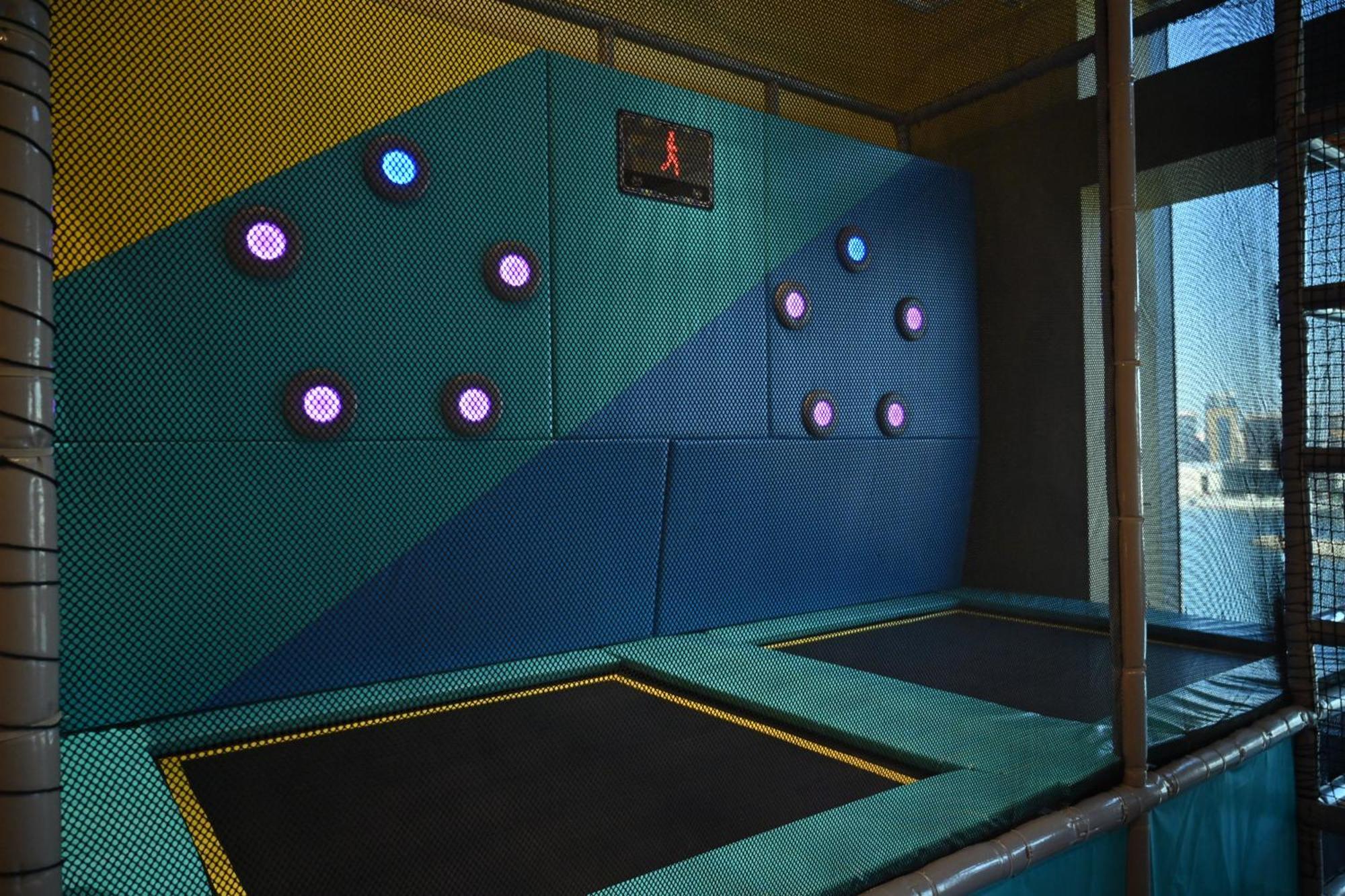 Onyx Rotana Hotel Manama Exterior photo Climbing wall