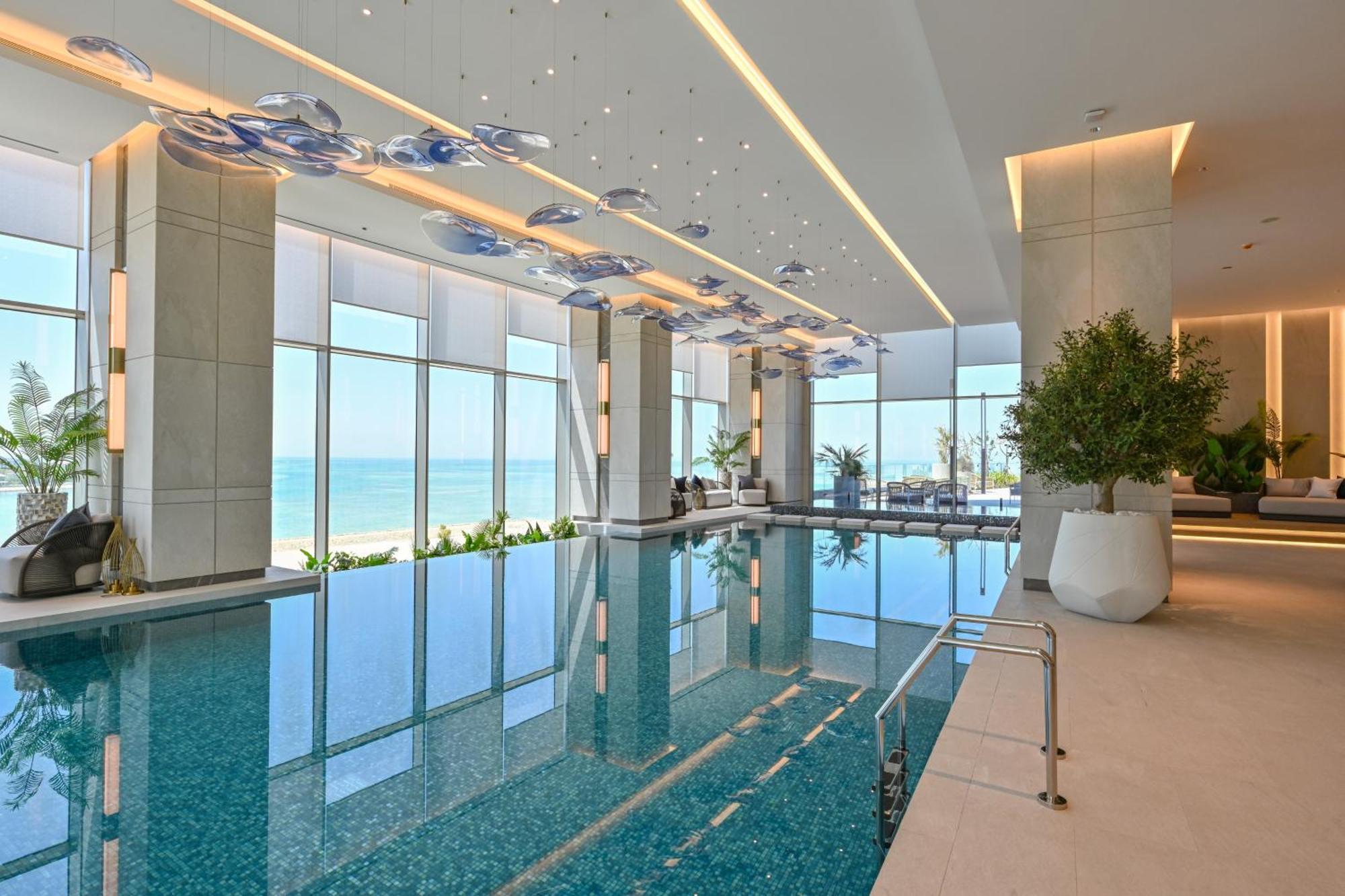 Onyx Rotana Hotel Manama Exterior photo The swimming pool at the hotel