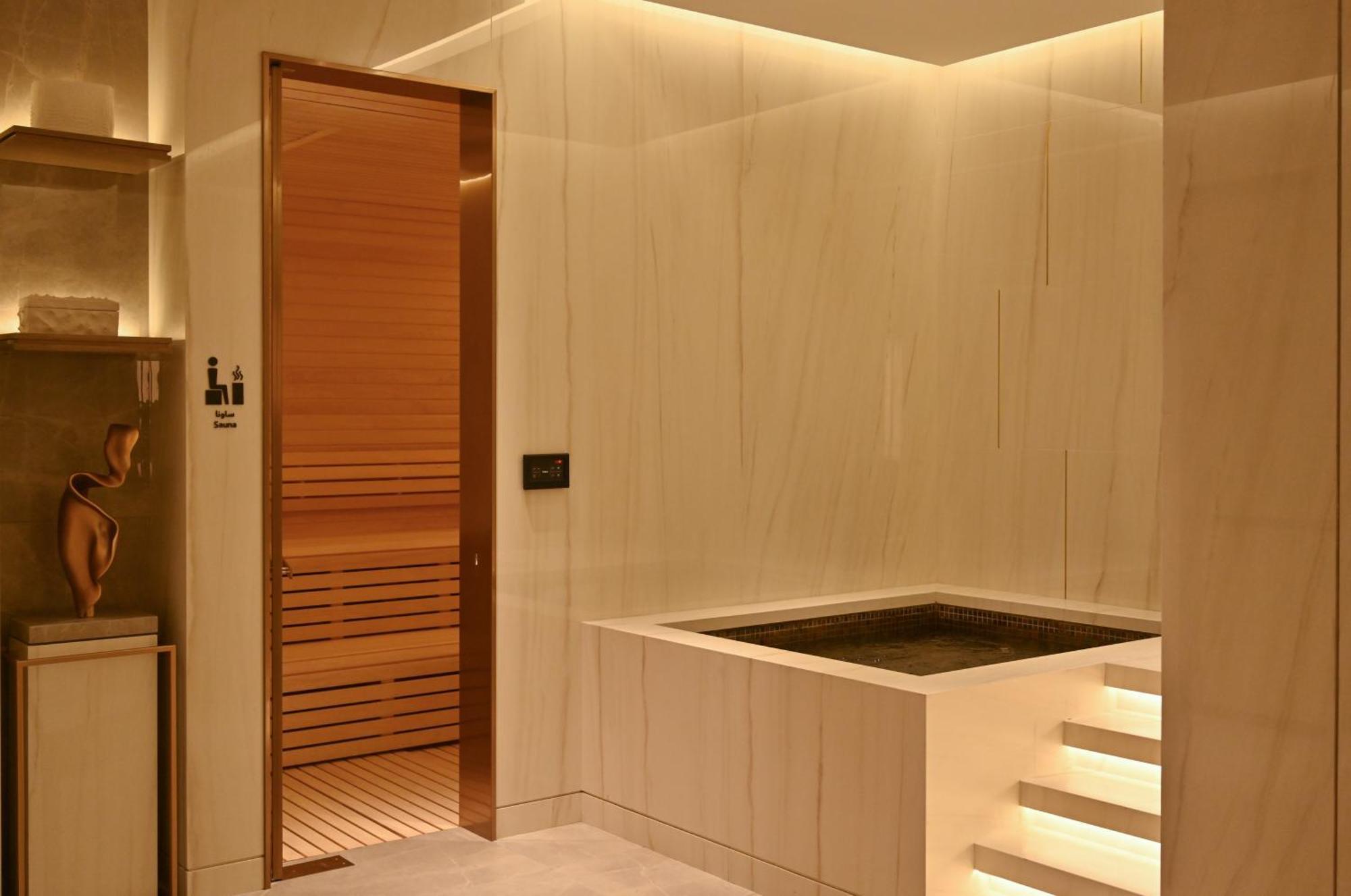 Onyx Rotana Hotel Manama Exterior photo A Turkish bath in a hotel